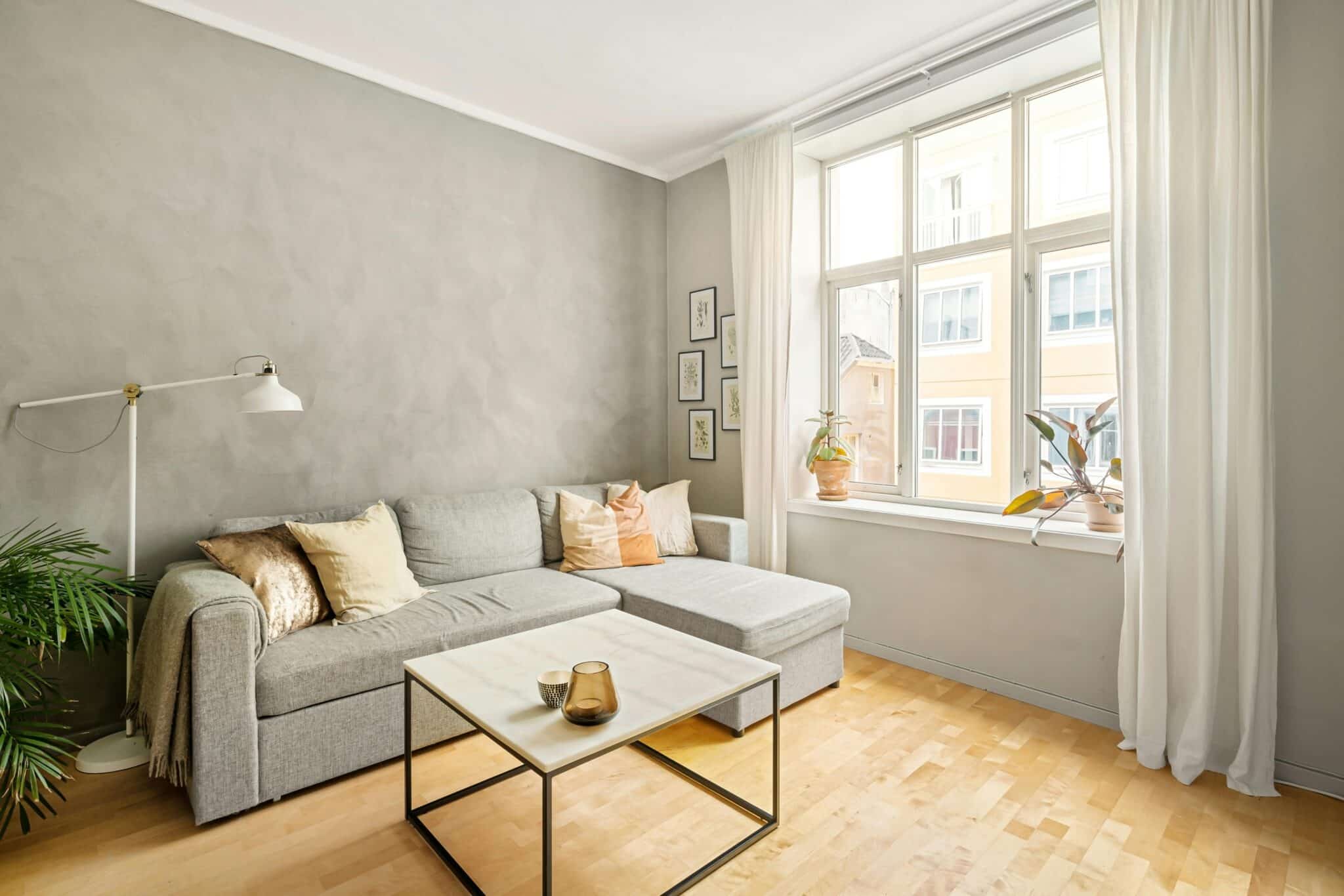 14 Ways To Increase Natural Light In A Room | Toughened Glass Systems - Small Apartment Ideas To Increase Natural Light Flow
